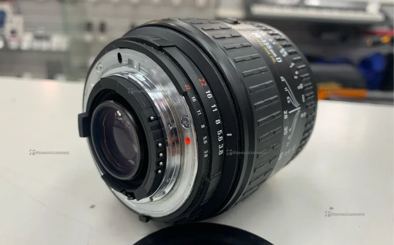Объектив Aspherical 28-135mm D