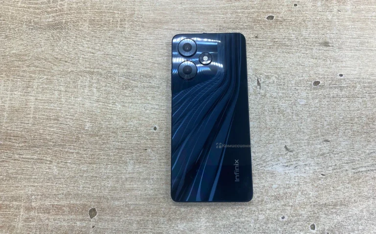 Infinix hot 30 4/128ГБ