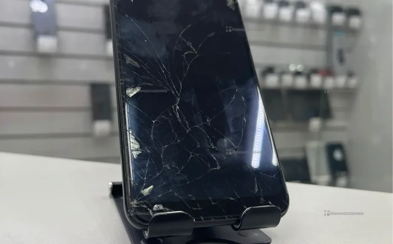 Xiaomi Mi A2 Lite 3/32 ГБ