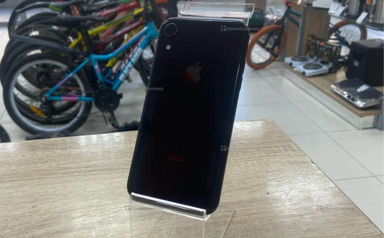 Apple iPhone XR 3/64 ГБ