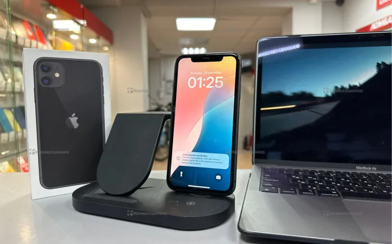 Apple iPhone 11 4/128 ГБ