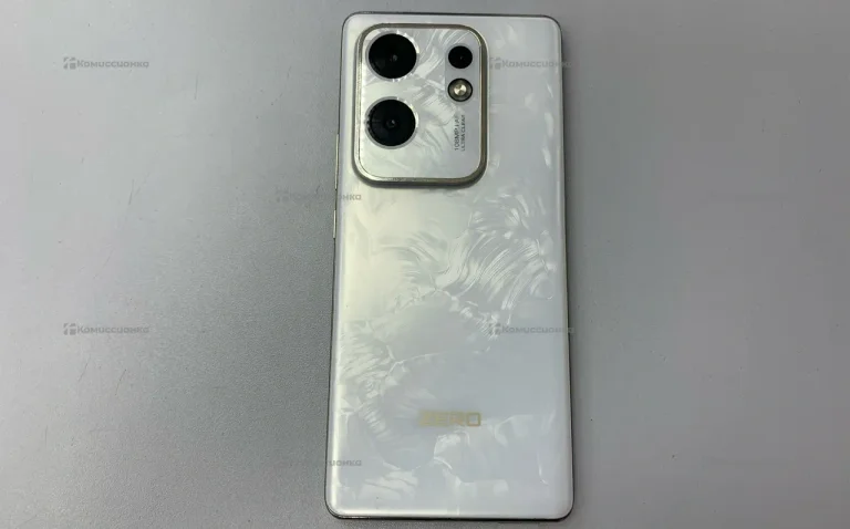 Infinix Zero 30 8/256 ГБ