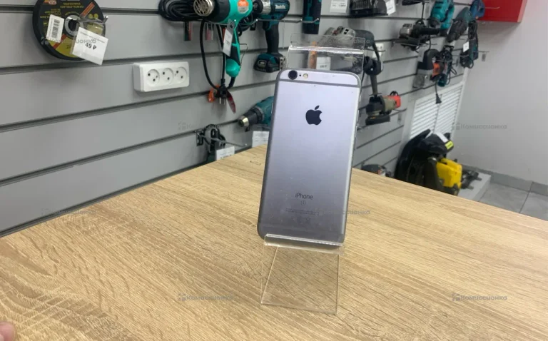 Apple iPhone 6s 2/32 ГБ