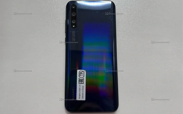 Huawei Y8p 4/128 ГБ