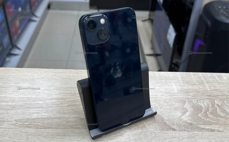 Apple iPhone 13 4/128 ГБ