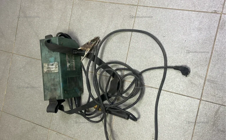 Сварочный инвертор Кедр ММА-200