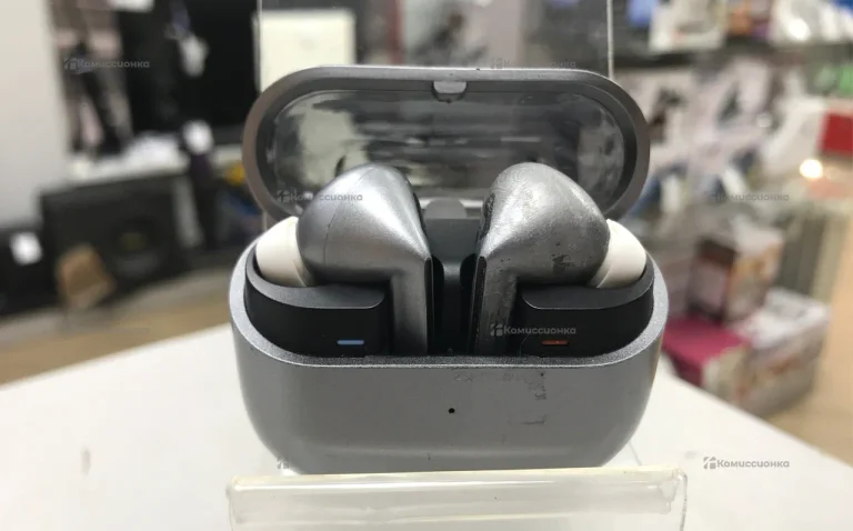 Наушники  Samsung buds 4