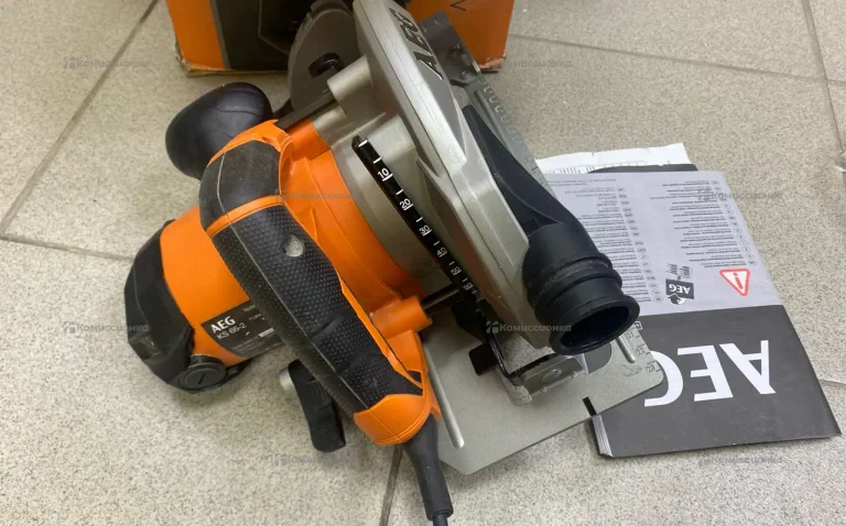 Пила циркулярная AEG KS12-1