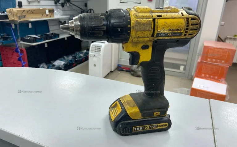 Дрель шуруповерт Dewalt 18В оригинал