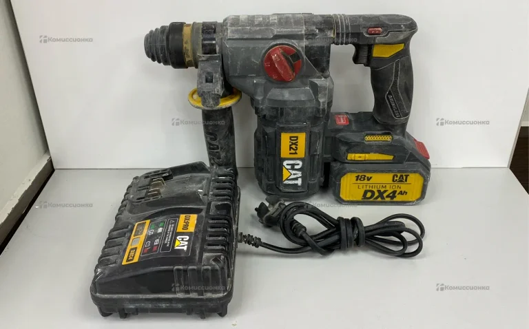 Перфоратор CAT  DX21