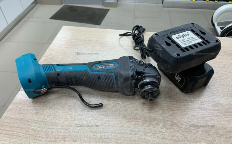 Аккумуляторная УШМ Bort BWS-18Li-125