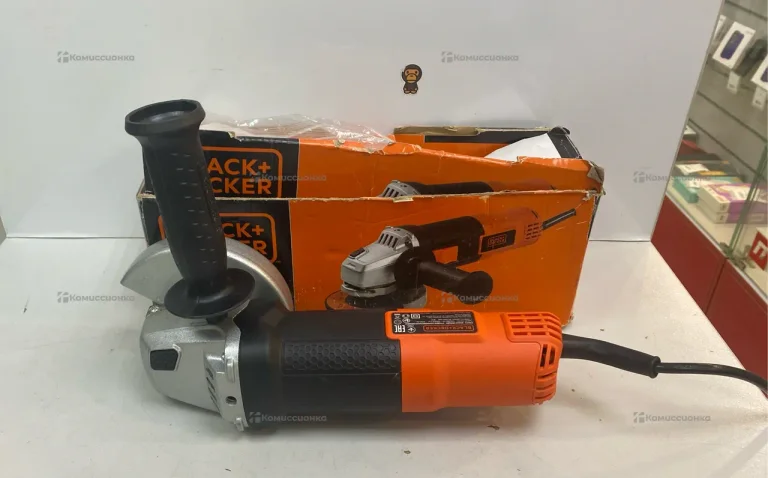 УШМ BLACK+DECKER BLACK+DECKER KG8215