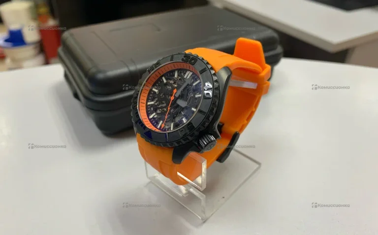 Часы  Seiko 4R36A