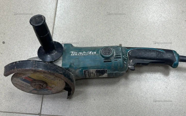 УШМ makita GA7050