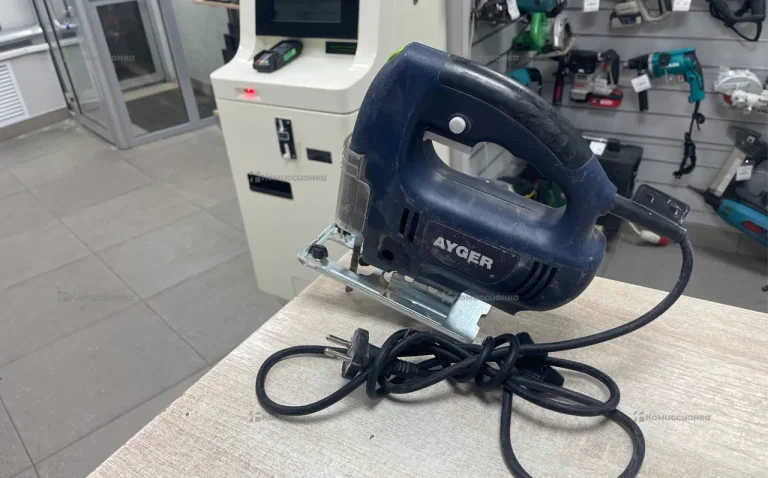 Лобзик AST800