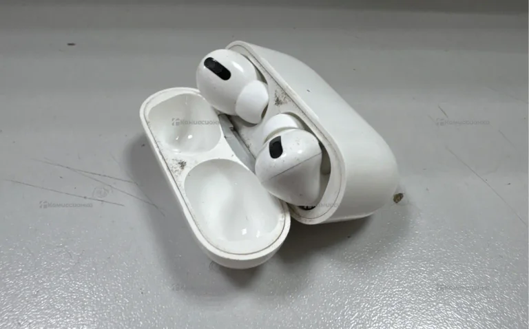 Наушники  Apple AirPods Pro