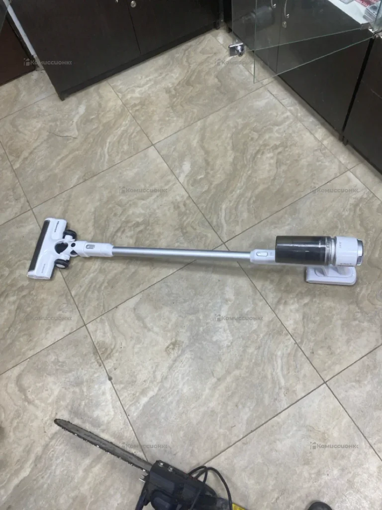 Пылесос  Hisense Hi Move IV