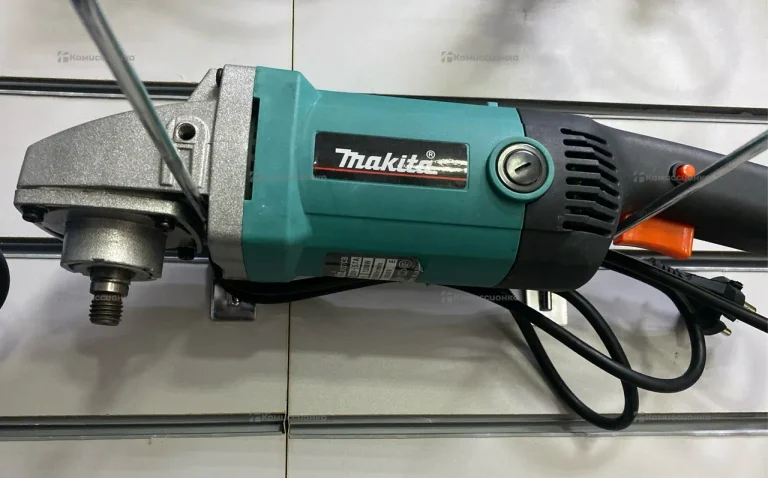 Полировальная машина makita 9227CB