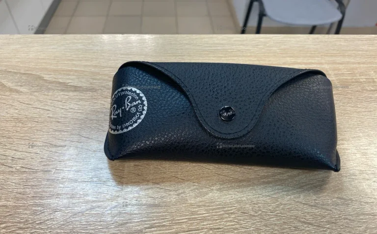 Очки Ray-Ban rb8052