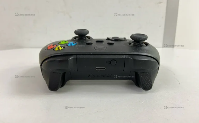 Джойстик Xbox One