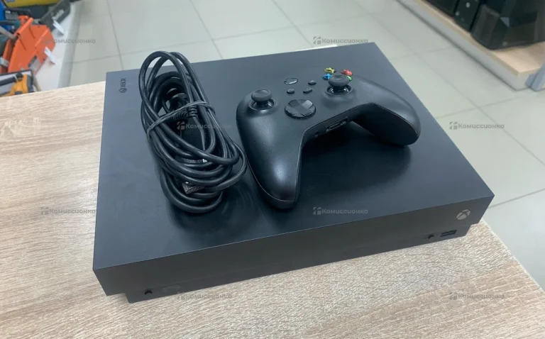 Приставка Xbox One X 1 ТБ
