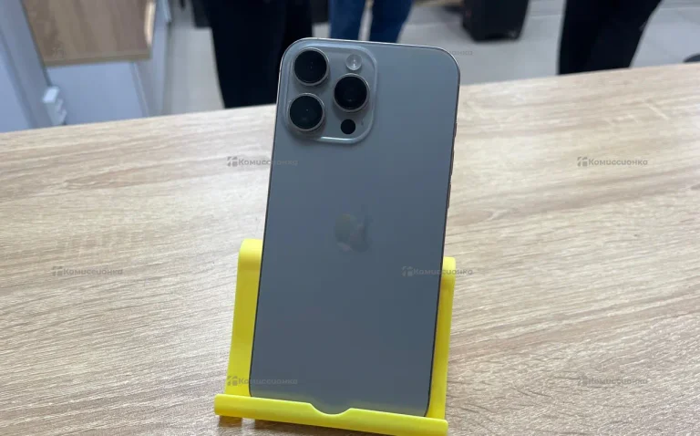 Apple iPhone 16 Pro Max 8/256 ГБ