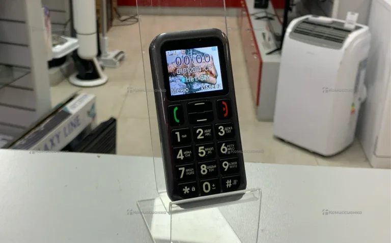 Сотовый телефон Fly Ezzy5