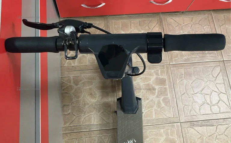 Электросамокат Hiper T100