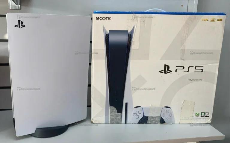Приставка Sony PlayStation 5 с дисководом.