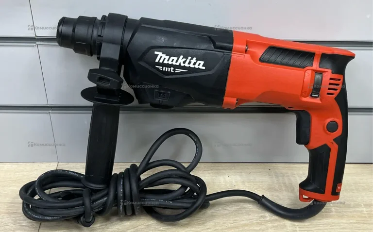 Перфоратор makita M8701