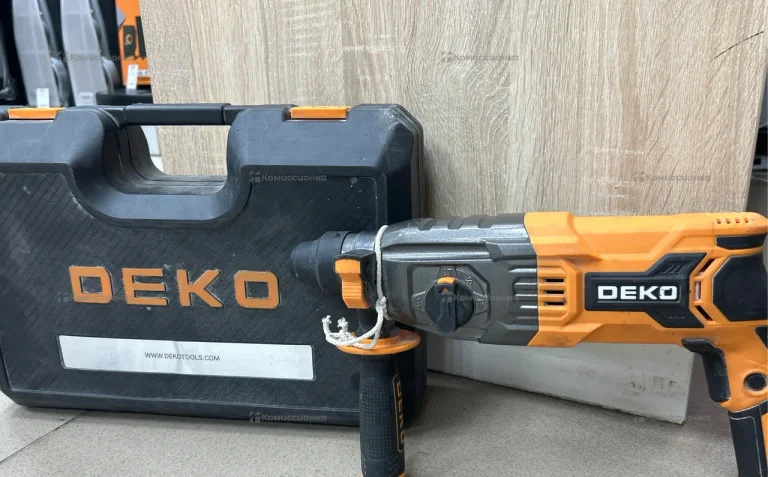 Перфоратор Deko DKH2350W