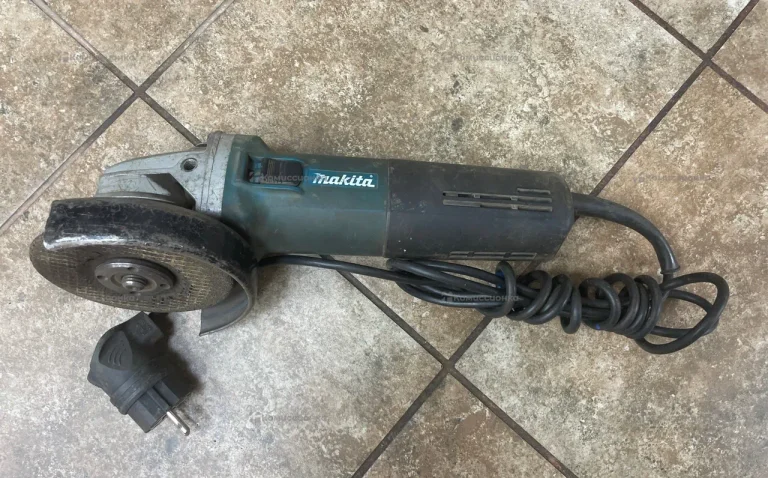 Makita Ушм 9565H
