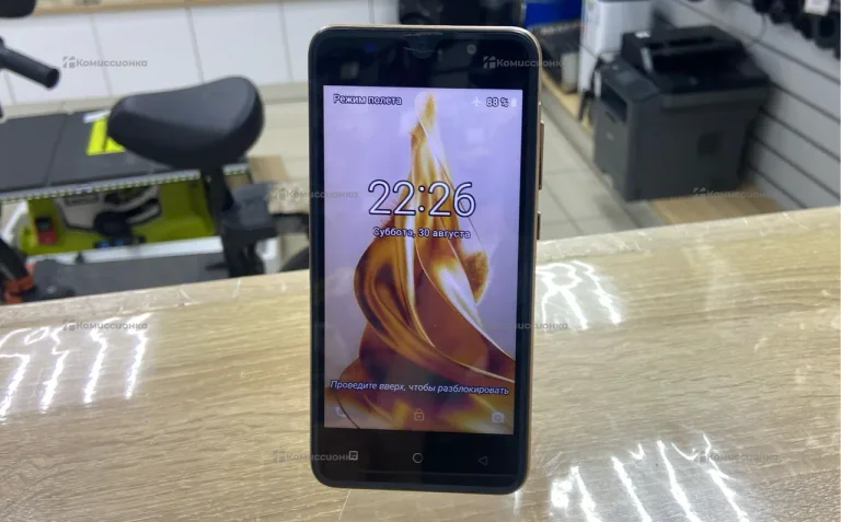 Realme реплика Rino9