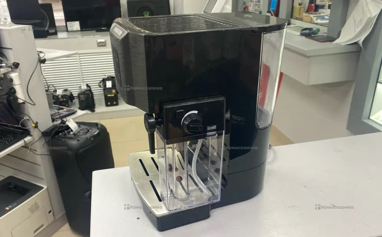Кофеварка Redmond RCM-1512