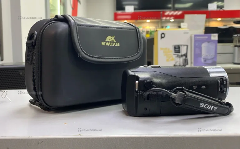 Видеокамера Sony HDR-CX405