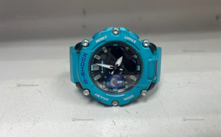 Часы  Casio G-Shock GA-2200