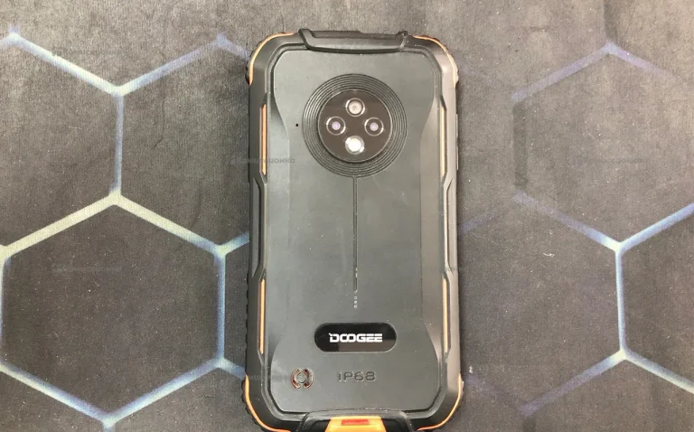 Doogee s35