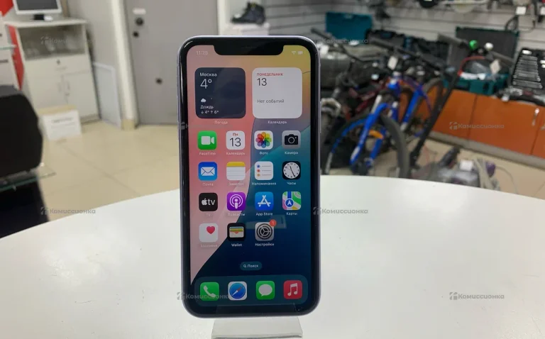 Apple iPhone 11 4/64 ГБ