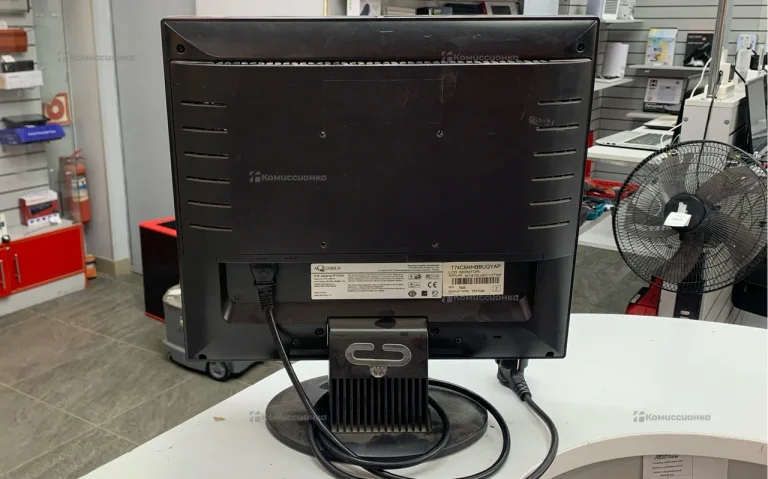 Монитор 17 VGA