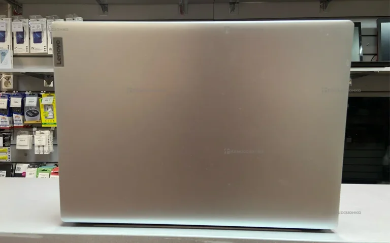 Ноутбук  Lenovo IdeaPad Slim 1-14AST-05