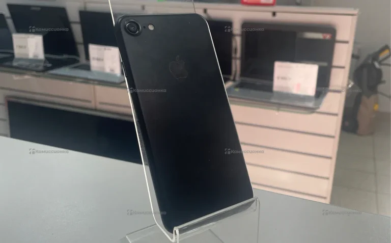 Apple iPhone 7 2/128 ГБ