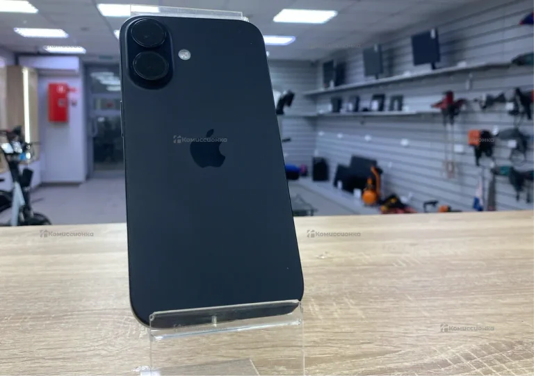 Apple iPhone 16 8/128 ГБ