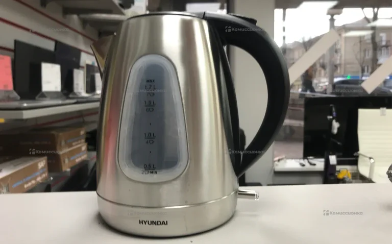Электрочайник Hyundai hyk-s7407
