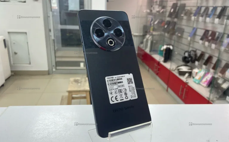 Tecno Spark 30 8/256 ГБ