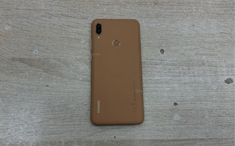 Huawei Y6 (2019) 2/32 ГБ