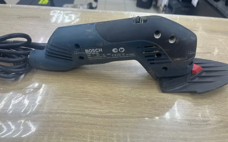 Дельташлифмашина Bosch GDA 280 E