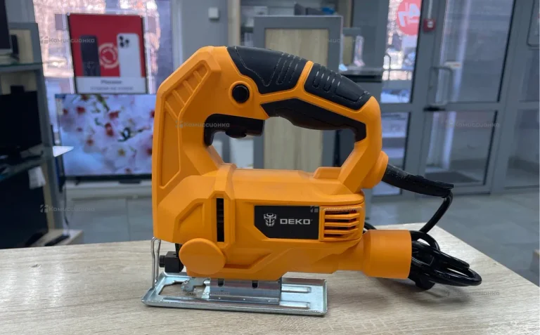 Электролобзик DEKO DKJS650