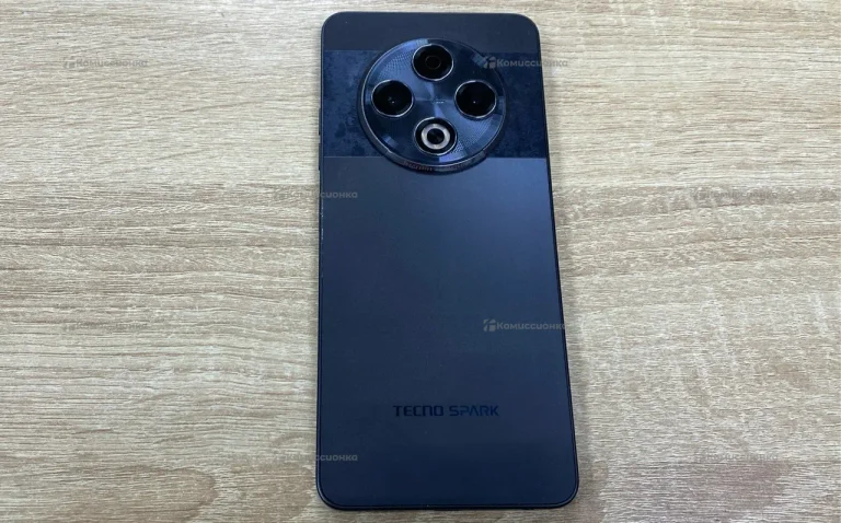 Tecno Spark 30 8/128 ГБ