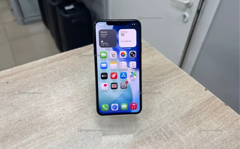 Apple iPhone 11 Pro Max 4/64 ГБ