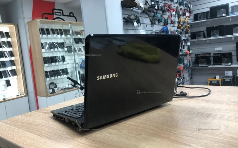 Ноутбук  SAMSUNG N110